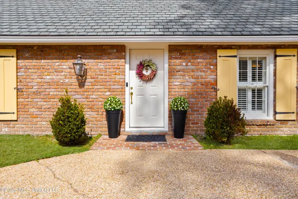 $439,000 | 50 Poplar Circle, Gulfport, MS 39507