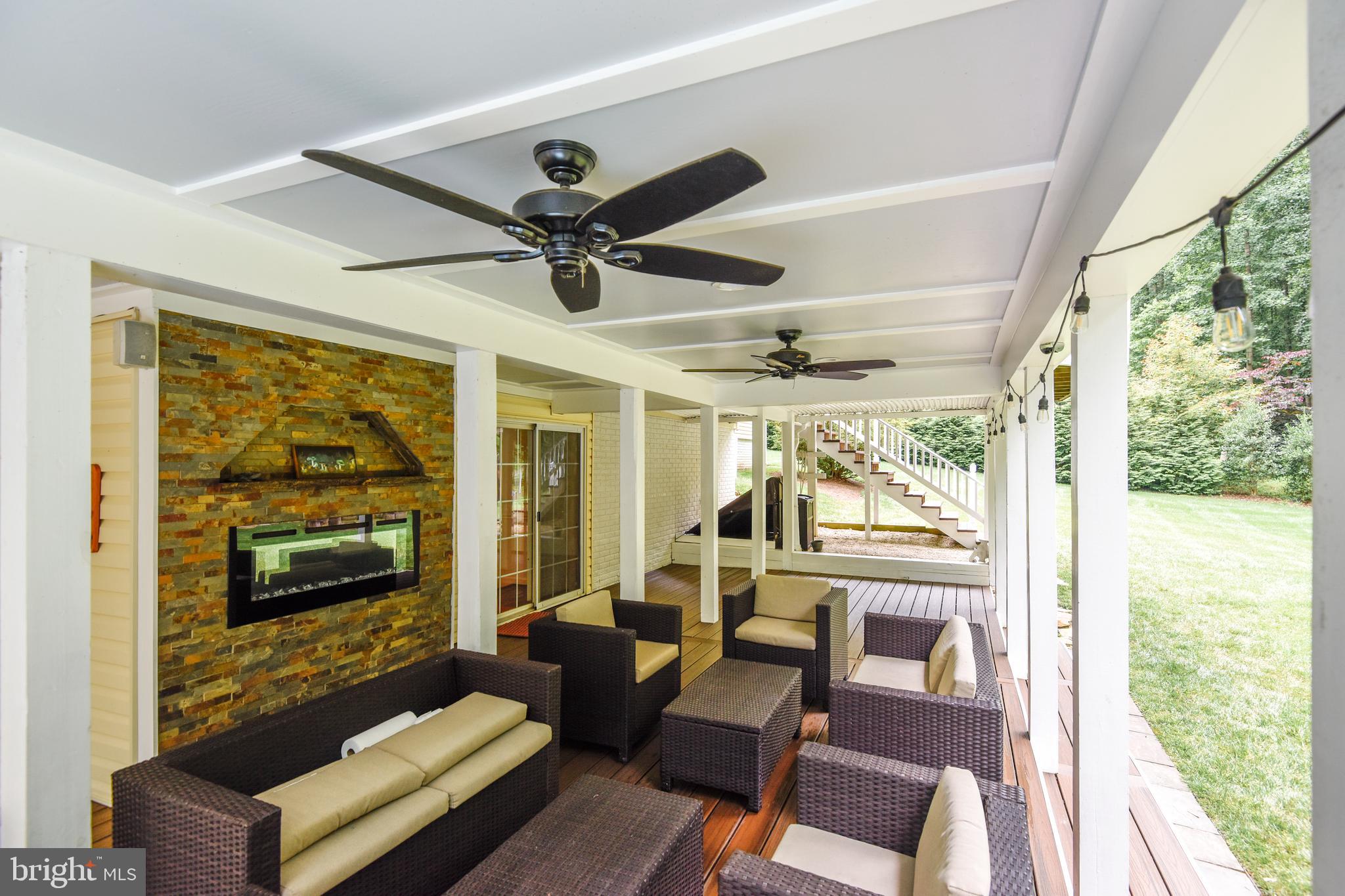 2006 Roundhouse Road Vienna, VA 22181 - Photo 35 of 47 Lower level outdoor area