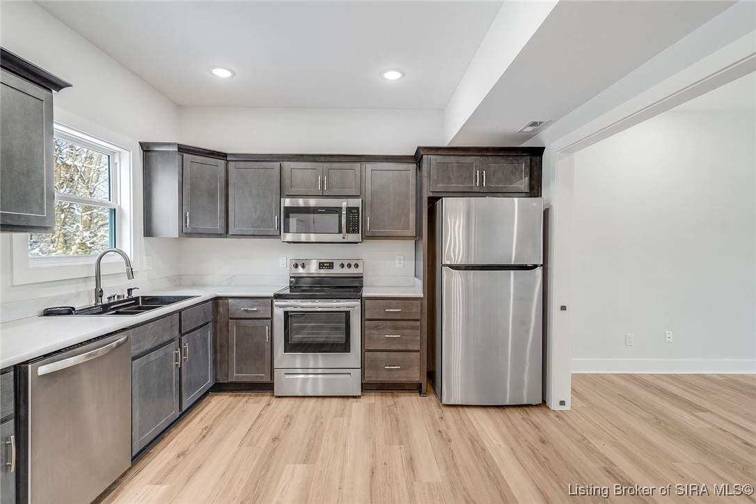 904 Assembly Road Jeffersonville, IN 47130 - Photo 12 of 50