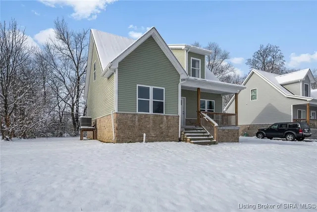 $250,000 | 904 Assembly Road, Jeffersonville, IN 47130