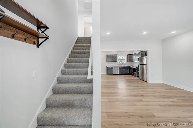 $250,000 | 904 Assembly Road, Jeffersonville, IN 47130