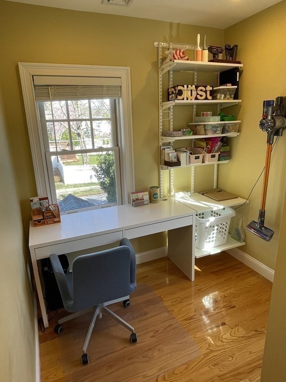 8 Arapahoe Road Newton, MA 02465 - Photo 13 of 26