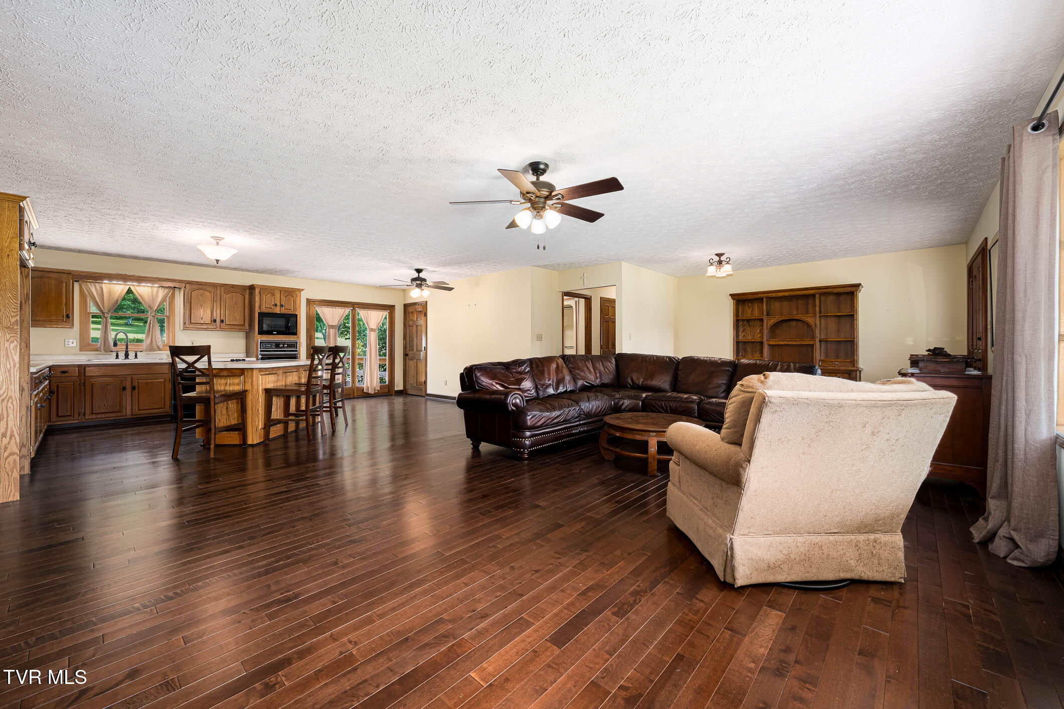 2743 Carroll Creek Road Gray, TN 37615 - Photo 10 of 92 2743 Carroll Creek Rd (66 of 98)