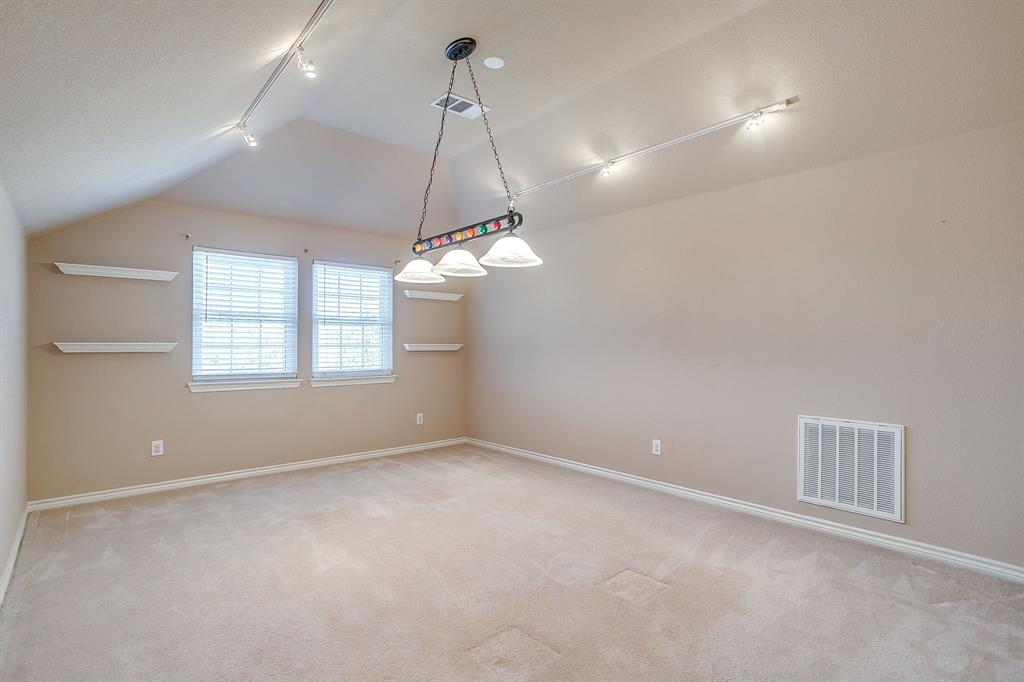 8205 Painted Tree Trail Fort Worth, TX 76131 - Photo 11 of 17