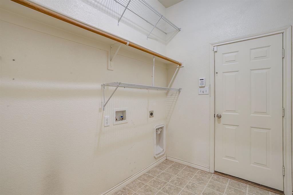 8205 Painted Tree Trail Fort Worth, TX 76131 - Photo 14 of 17