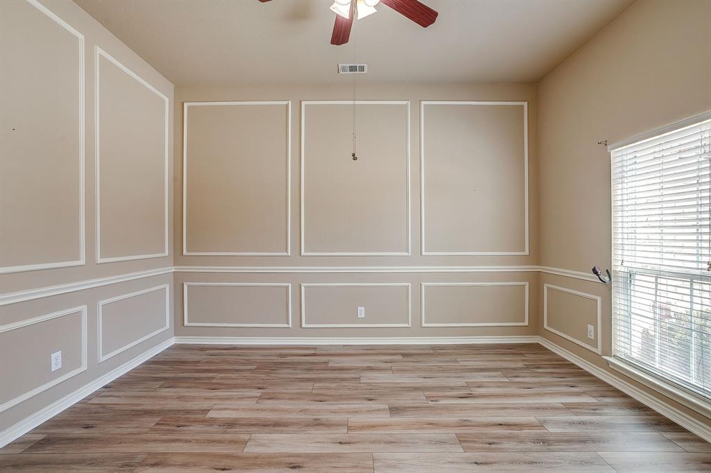 8205 Painted Tree Trail Fort Worth, TX 76131 - Photo 3 of 17