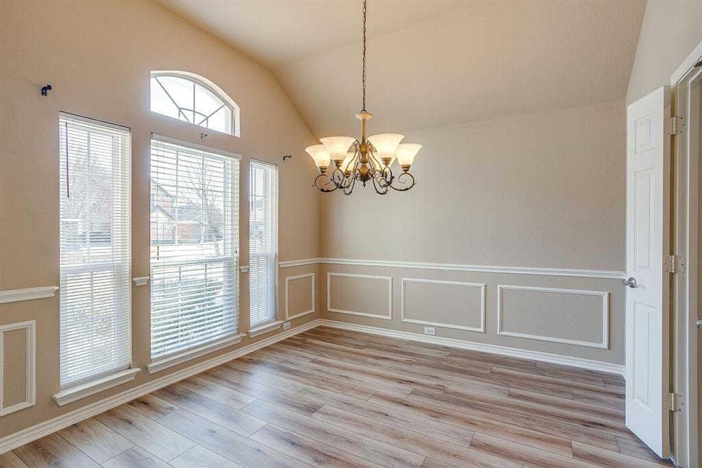 8205 Painted Tree Trail Fort Worth, TX 76131 - Photo 4 of 17