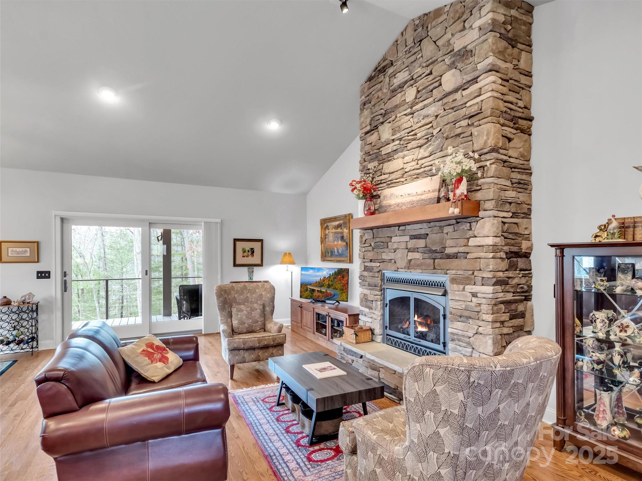 178 Sapphire Place Clyde, NC 28721 - Photo 13 of 48