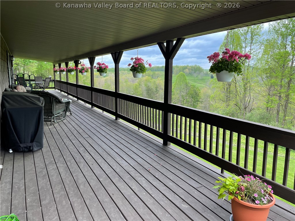 26 Ridgeview Acrs Le Roy, WV 25252 - Photo 42 of 50 Gallery Image 42