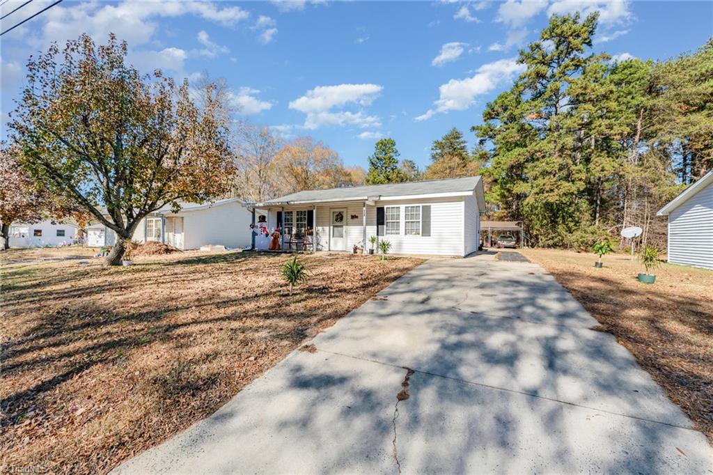 905 North Park Road Burlington, NC 27217 - Photo 4 of 22