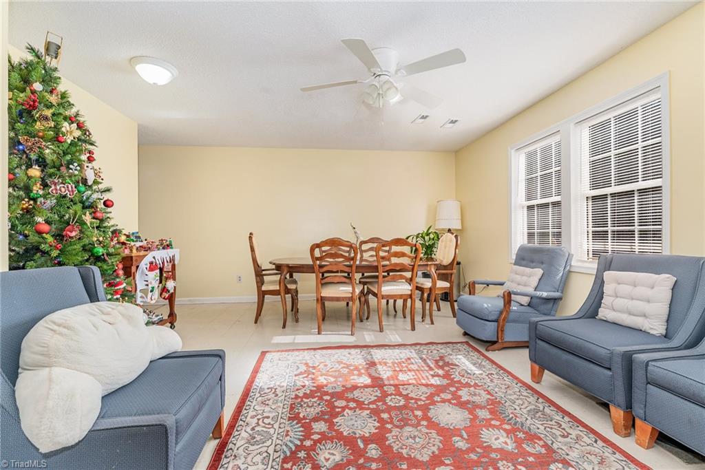 905 North Park Road Burlington, NC 27217 - Photo 7 of 22