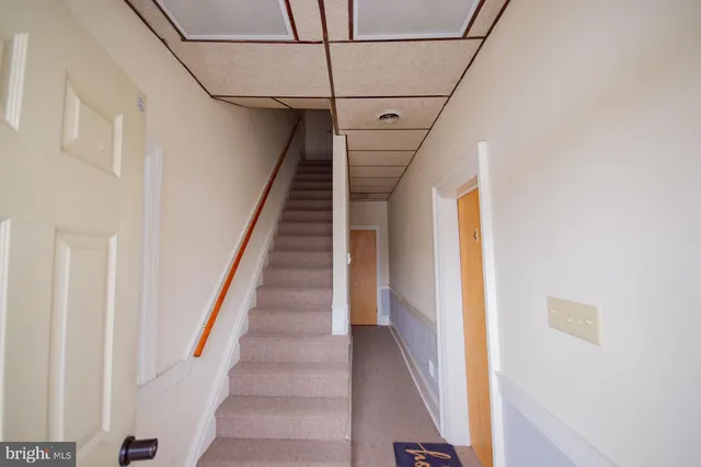 $1,100 | 203 West John Street, Unit 1, Martinsburg, WV 25401