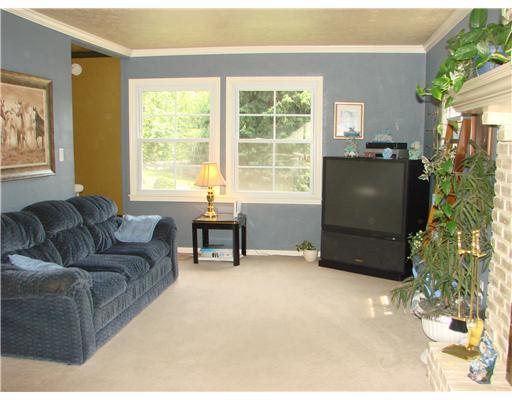 1943 Mars Hill Road Irwin, PA 15642 - Photo 9 of 18 Living Room. Loads of natural light thru-out=just delightful and happy!