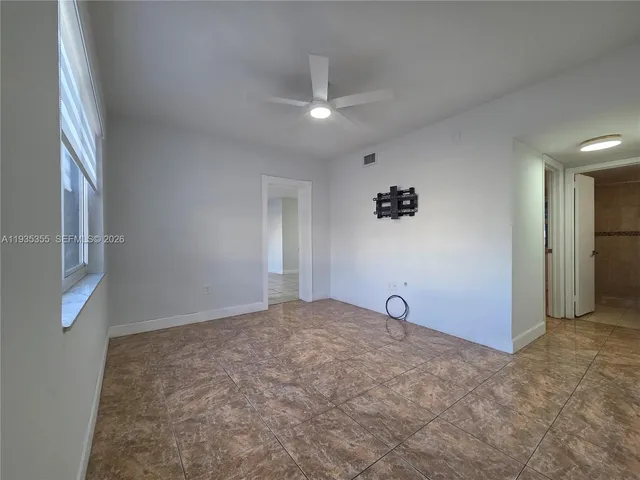 $3,200 | 6240 Southwest 21st Street, Unit 6240, Miami, FL 33155