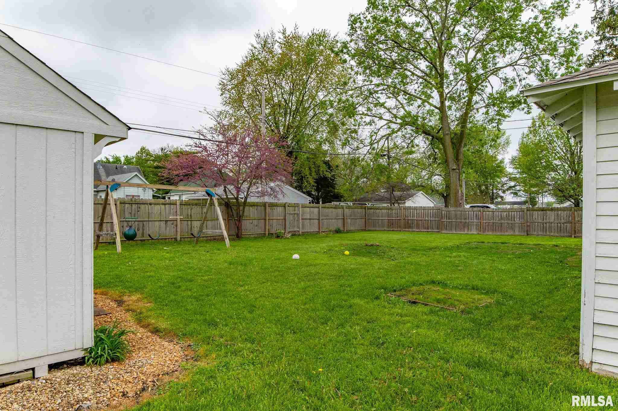 511 Decatur Street Lincoln, IL 62656 - Photo 31 of 32 Gallery Image 31