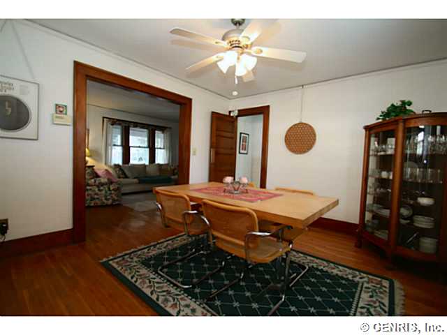27 Winston Place Rochester, NY 14607 - Photo 8 of 13 Dining Room