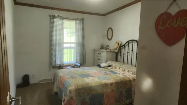 $249,000 | 402 West Corrine, Gallatin, MO 64640