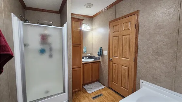 $249,000 | 402 West Corrine, Gallatin, MO 64640