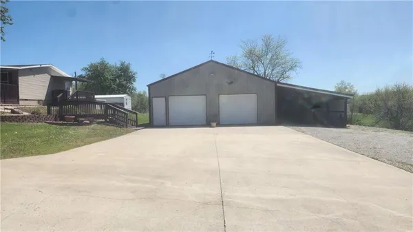 $249,000 | 402 West Corrine, Gallatin, MO 64640
