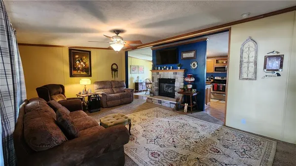 $249,000 | 402 West Corrine, Gallatin, MO 64640