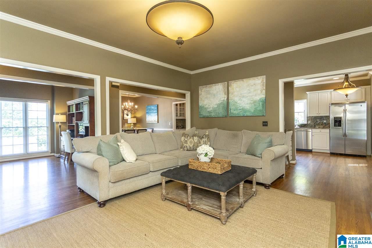 1719 Ridge Road Birmingham, AL 35209 - Photo 9 of 43 Gallery Image 9