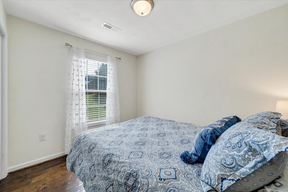 424 Cambridge Ct Road Vinton, VA 24179 - Photo 21 of 46 21-MIB08428