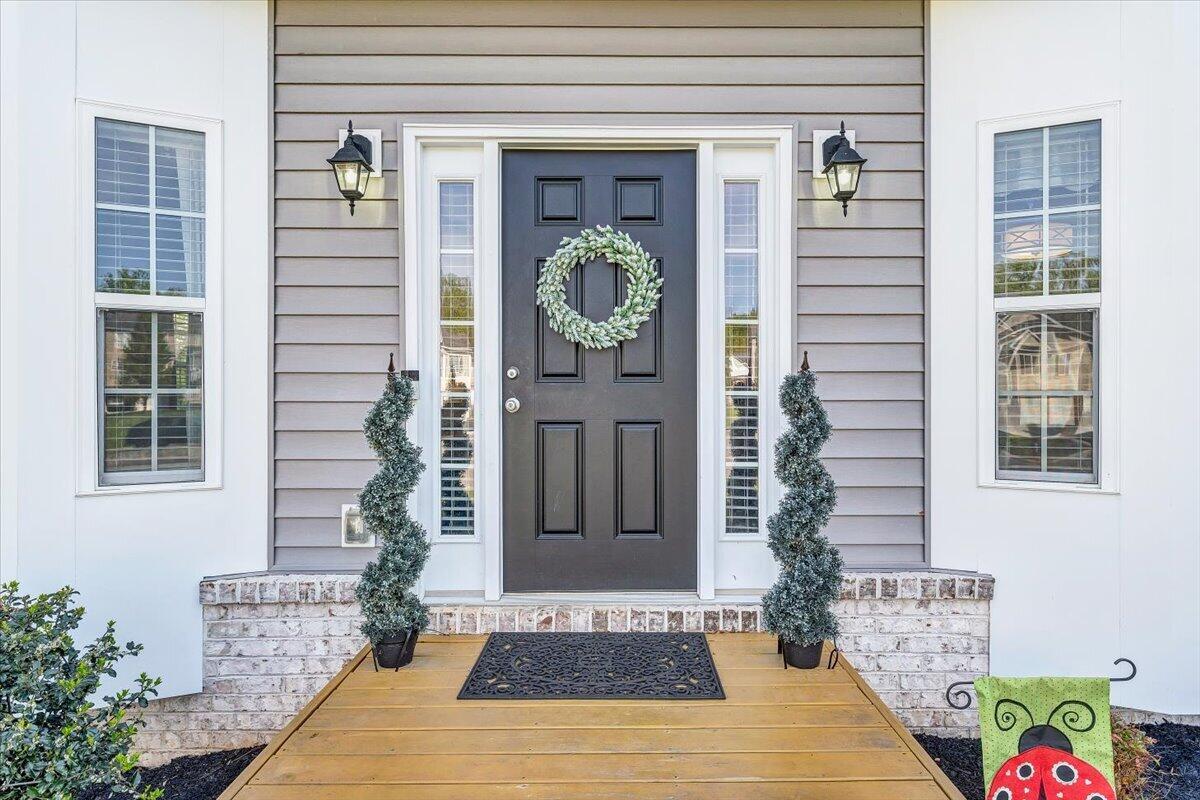 424 Cambridge Ct Road Vinton, VA 24179 - Photo 3 of 46 03-MIB08458-R5