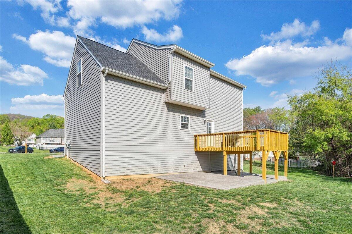 424 Cambridge Ct Road Vinton, VA 24179 - Photo 40 of 46 40-MIB08509