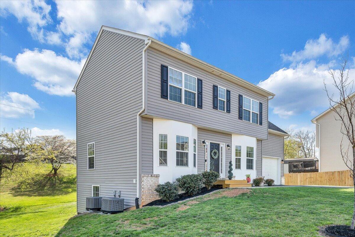 424 Cambridge Ct Road Vinton, VA 24179 - Photo 44 of 46 44-MIB08485