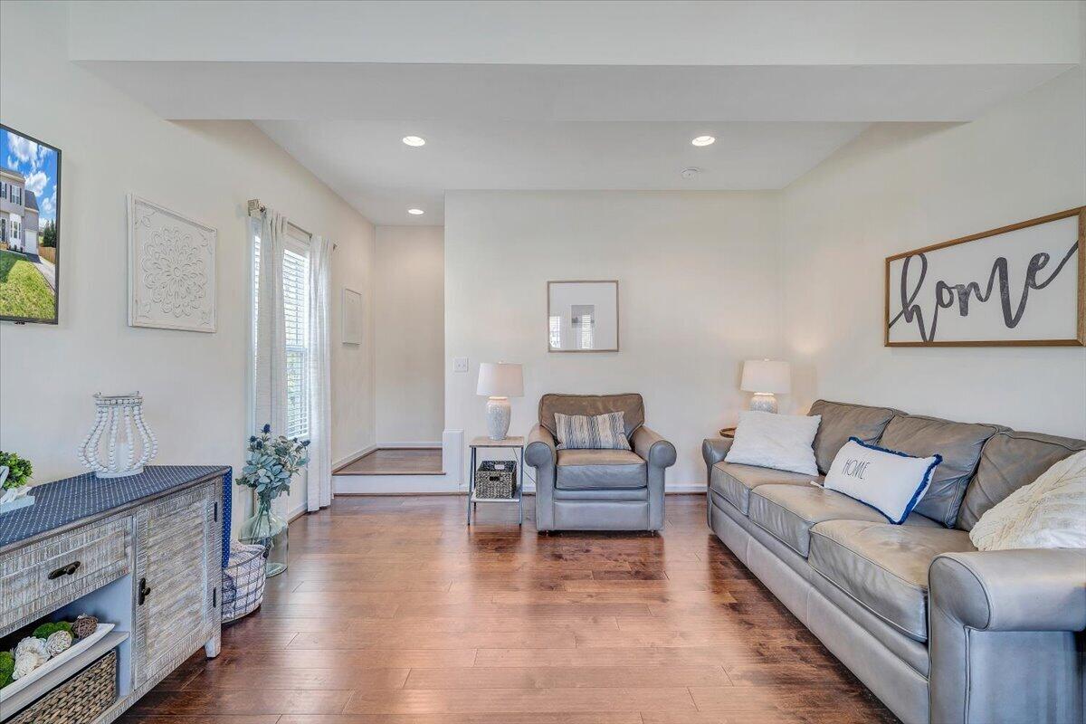 424 Cambridge Ct Road Vinton, VA 24179 - Photo 7 of 46 07-MIB08368