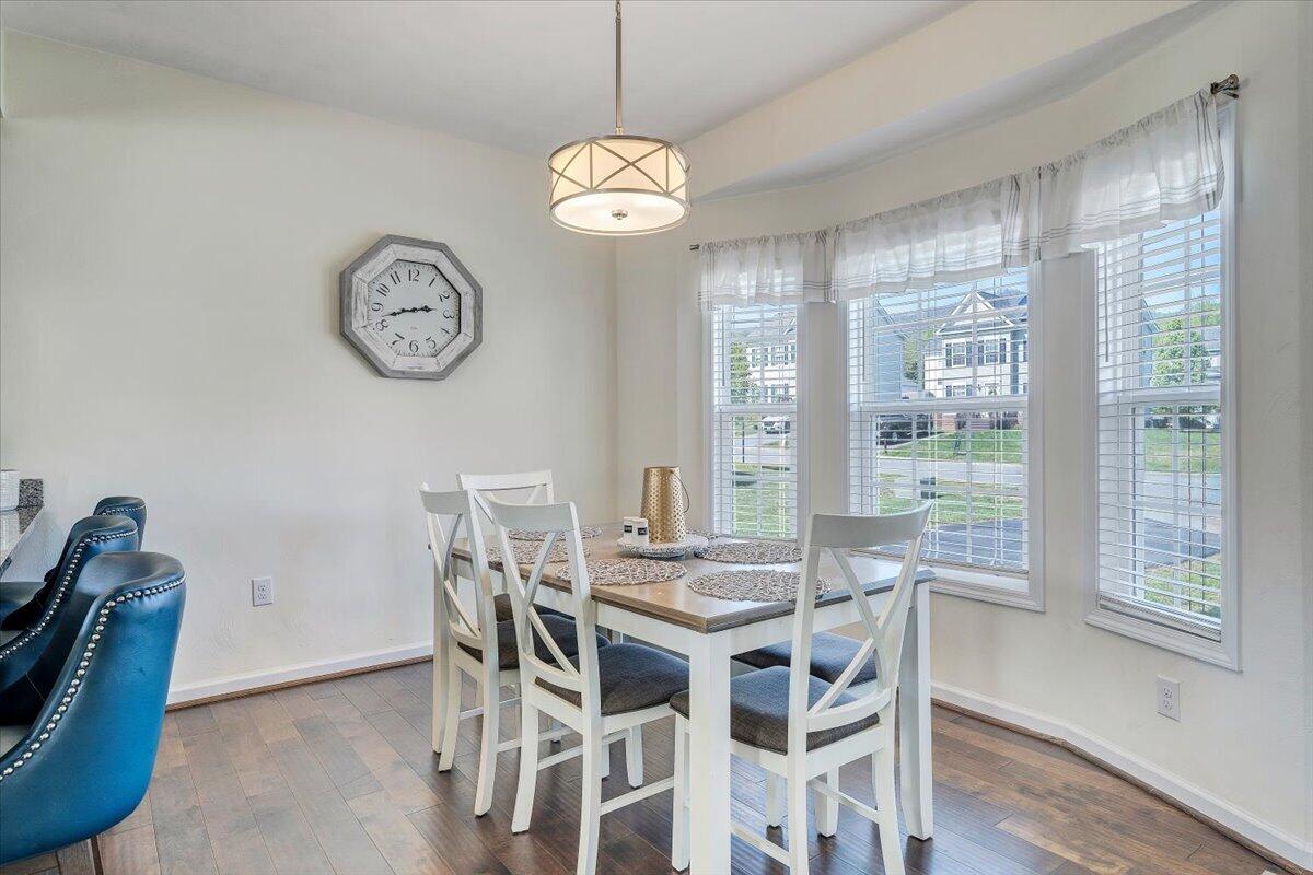 424 Cambridge Ct Road Vinton, VA 24179 - Photo 9 of 46 09-MIB08371