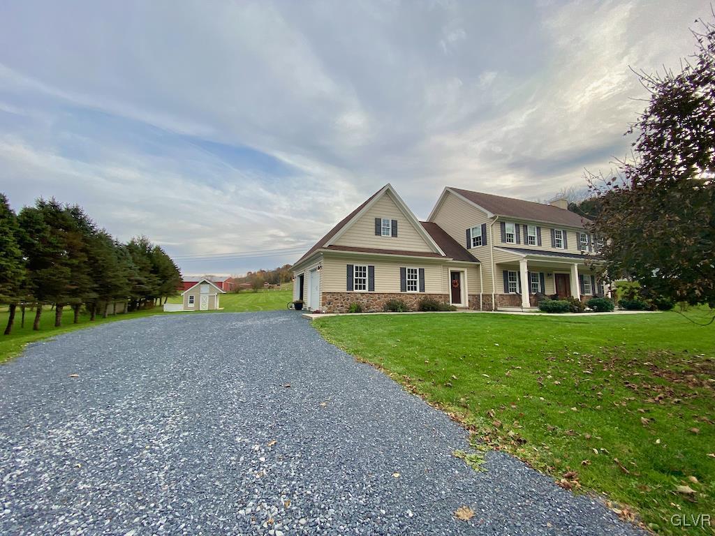 32 Mack Road Bangor, PA 18013 - Photo 2 of 49 Gallery Image 2