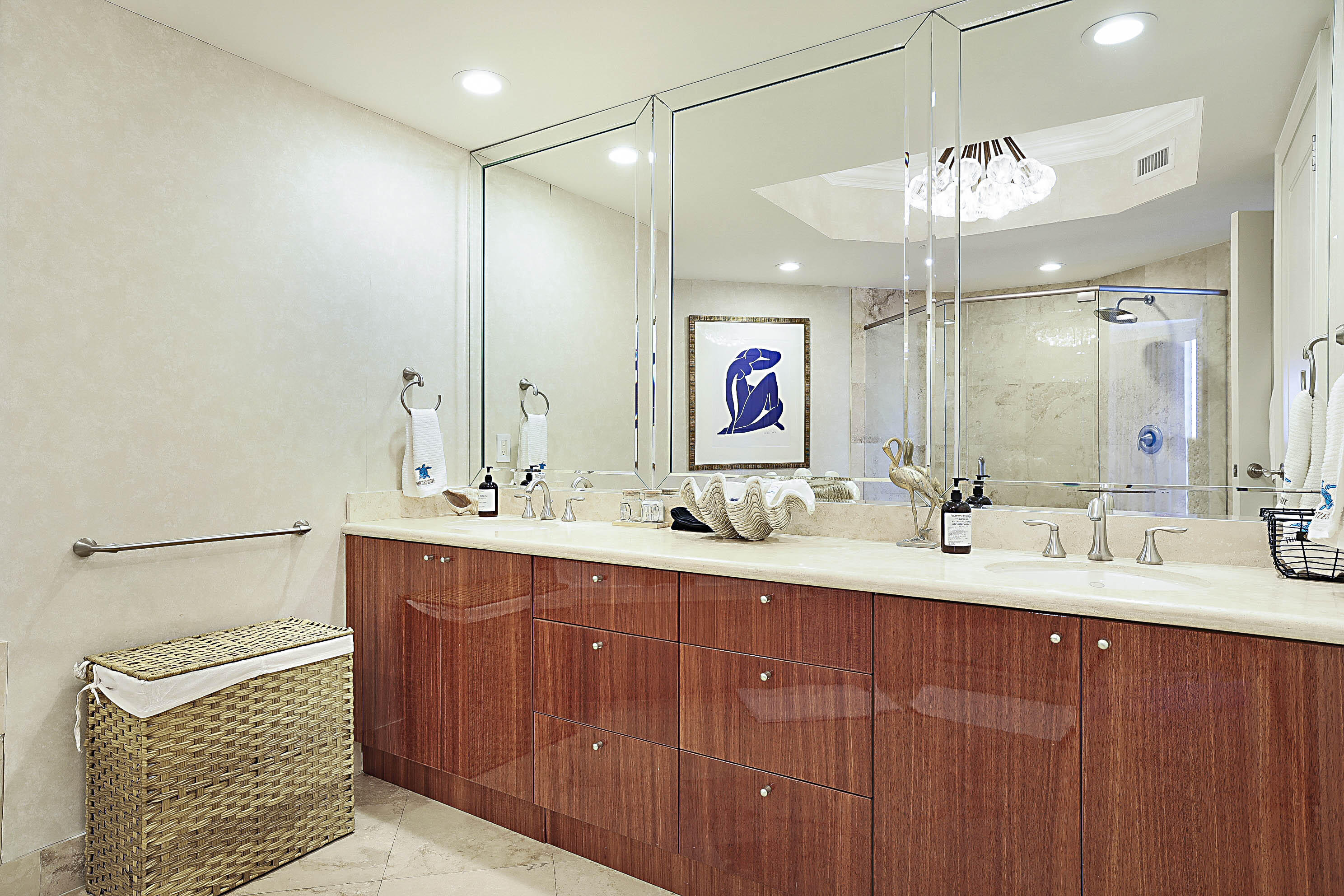 2700 North Ocean Drive, Unit 1006B Riviera Beach, FL 33404 - Photo 12 of 29 2700 N Ocean Dr 1006 -12
