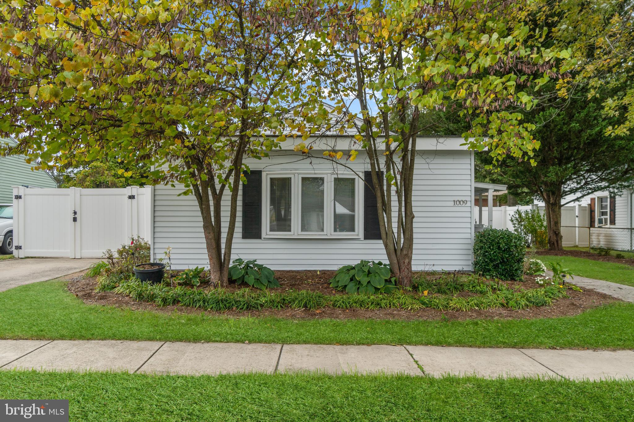 1009 Upton Road Glen Burnie, MD 21060 - Photo 22 of 31 New shutters and exterior paint