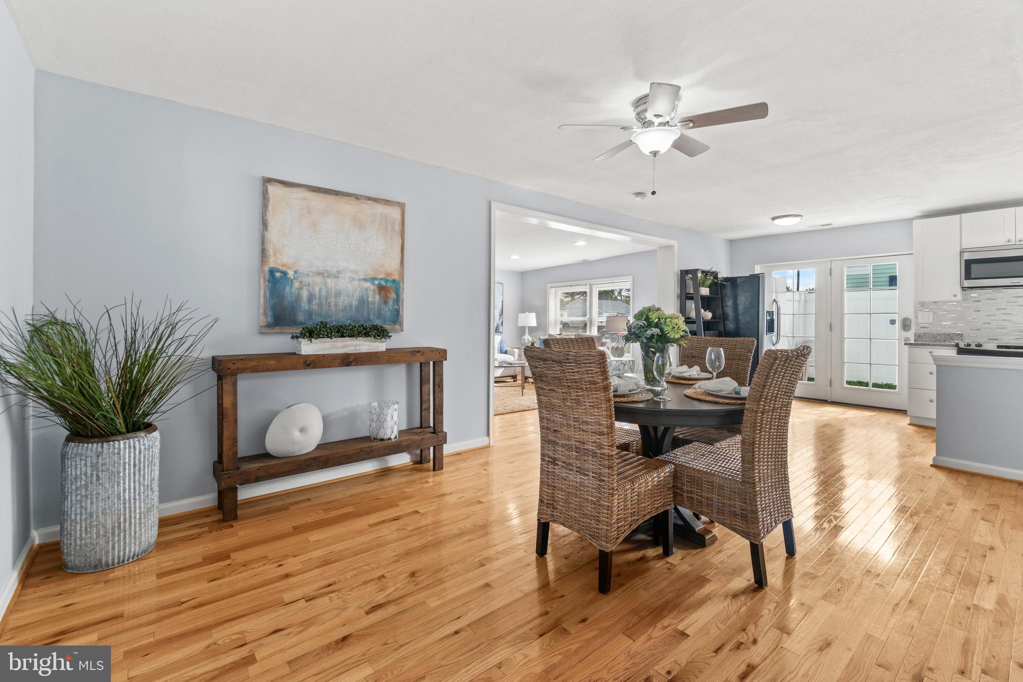 1009 Upton Road Glen Burnie, MD 21060 - Photo 5 of 31 Dining area opens to living room and kitchen