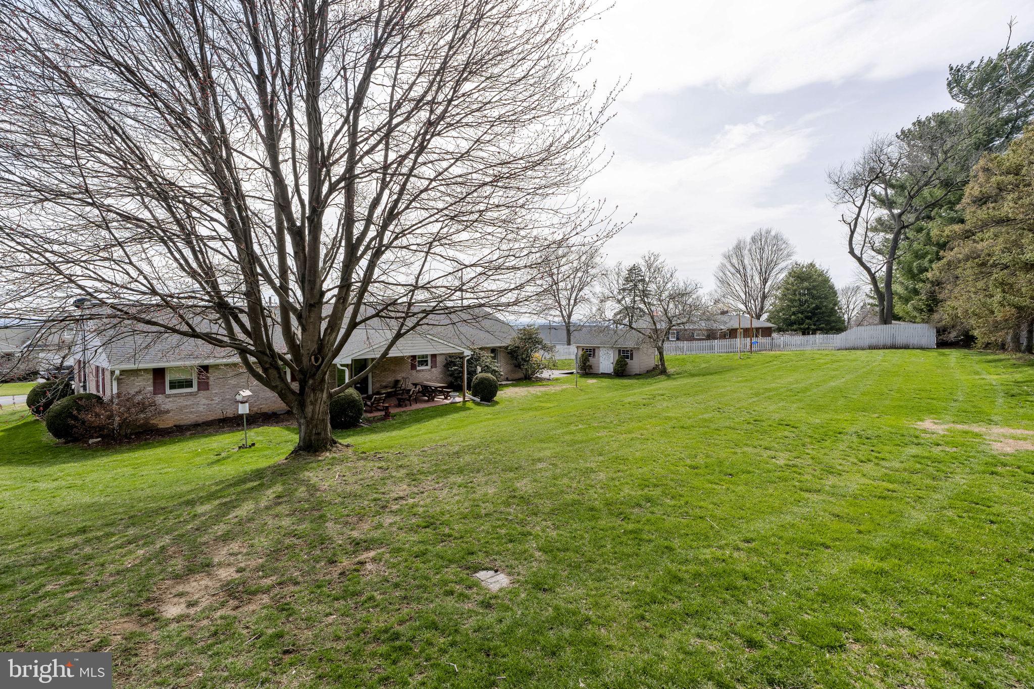 133 Summitville Road New Holland, PA 17557 - Photo 11 of 48