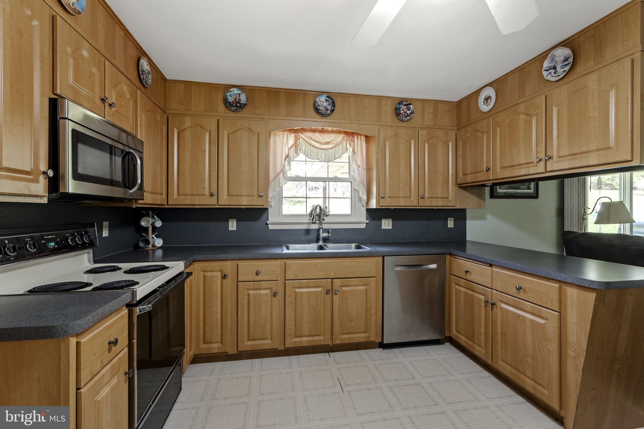 133 Summitville Road New Holland, PA 17557 - Photo 21 of 48