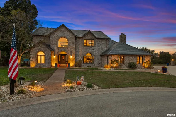 $725,000 | 20 Hickory Ridge Lane, Springfield, IL 62707