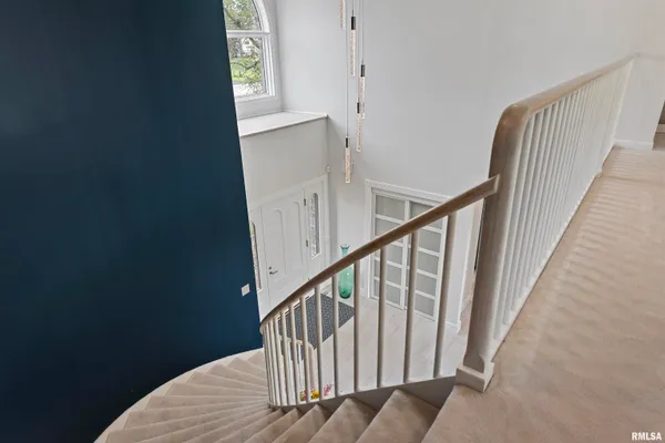 $725,000 | 20 Hickory Ridge Lane, Springfield, IL 62707