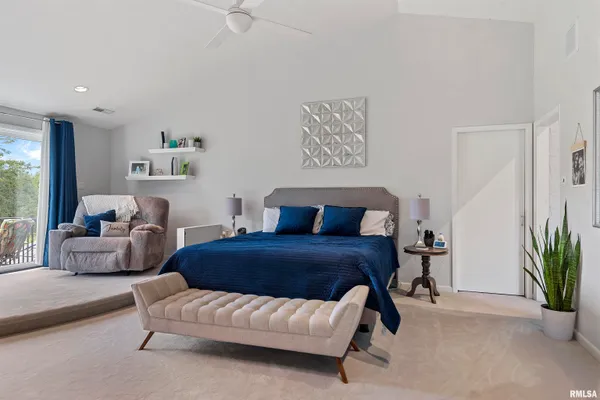 $725,000 | 20 Hickory Ridge Lane, Springfield, IL 62707