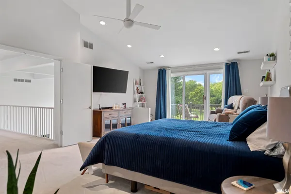 $725,000 | 20 Hickory Ridge Lane, Springfield, IL 62707