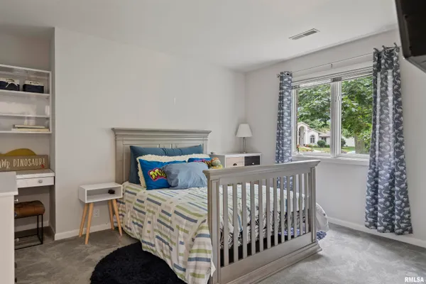 $725,000 | 20 Hickory Ridge Lane, Springfield, IL 62707