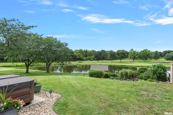 $725,000 | 20 Hickory Ridge Lane, Springfield, IL 62707