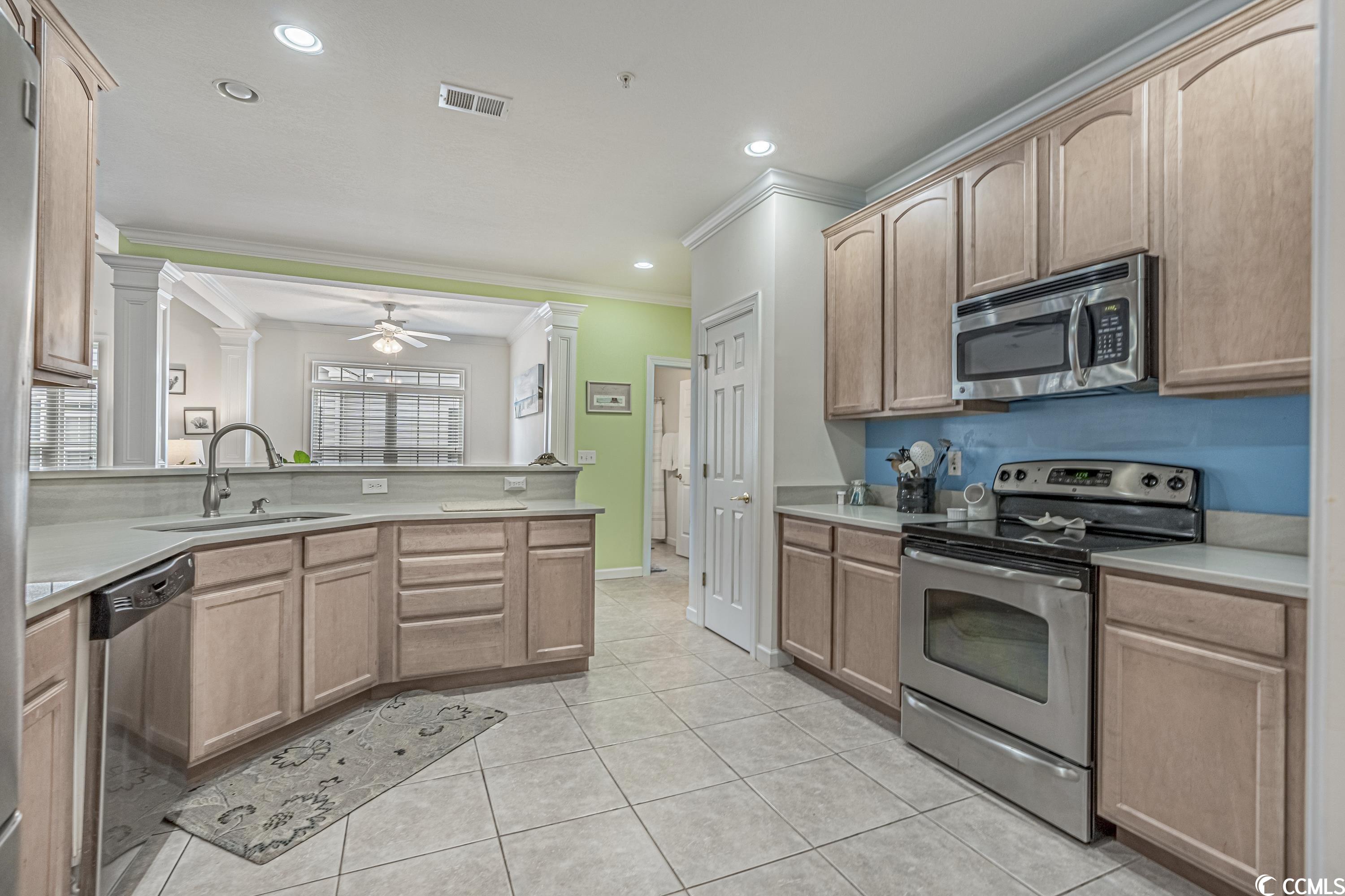 213 Moonglow Circle, Unit 202 Murrells Inlet, SC 29576 - Photo 11 of 39 Gallery Image 11