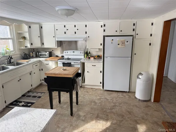 $2,500 | 782 Old Rte 22, Unit 1, Amenia, NY 12501