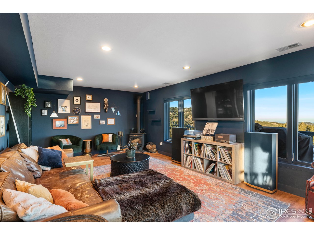 2945 Sugarloaf Road Boulder, CO 80302 - Photo 17 of 35