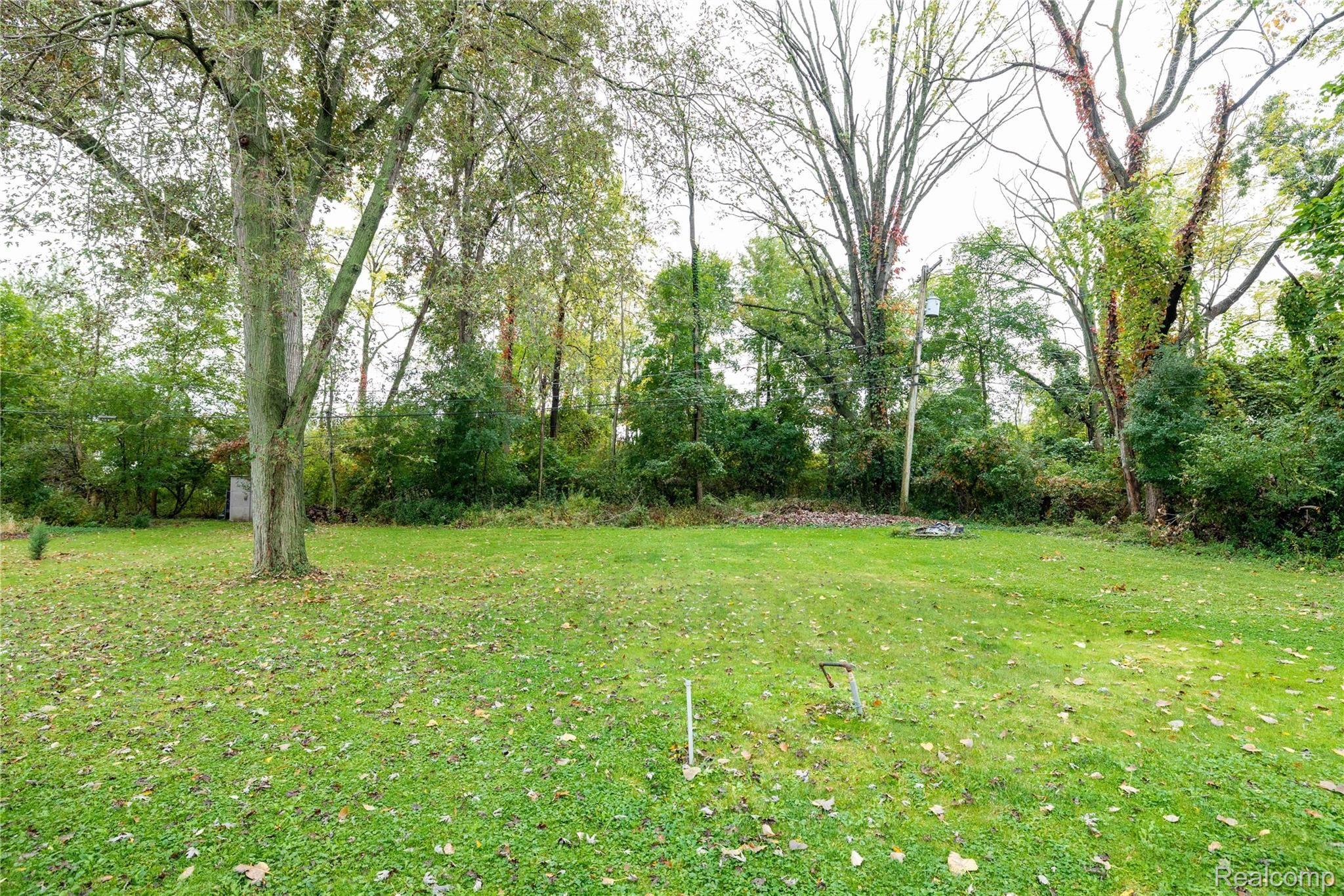 8415 Lake Road Grosse Ile, MI 48138 - Photo 24 of 30 8415 Lake, Grosse Ile (24 of 30).jpg