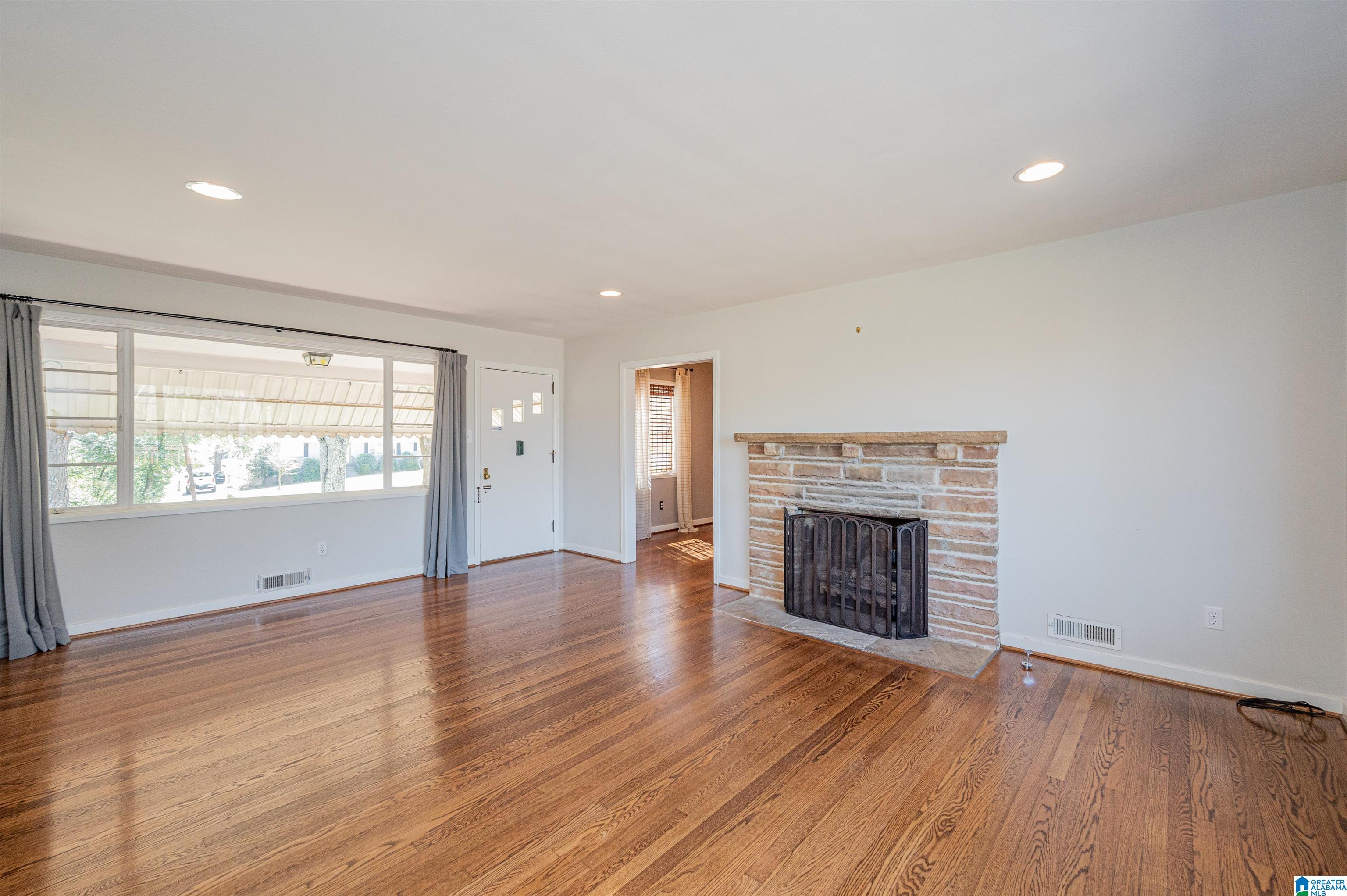 2129 Chapel Road Birmingham, AL 35226 - Photo 8 of 45 Gallery Image 8