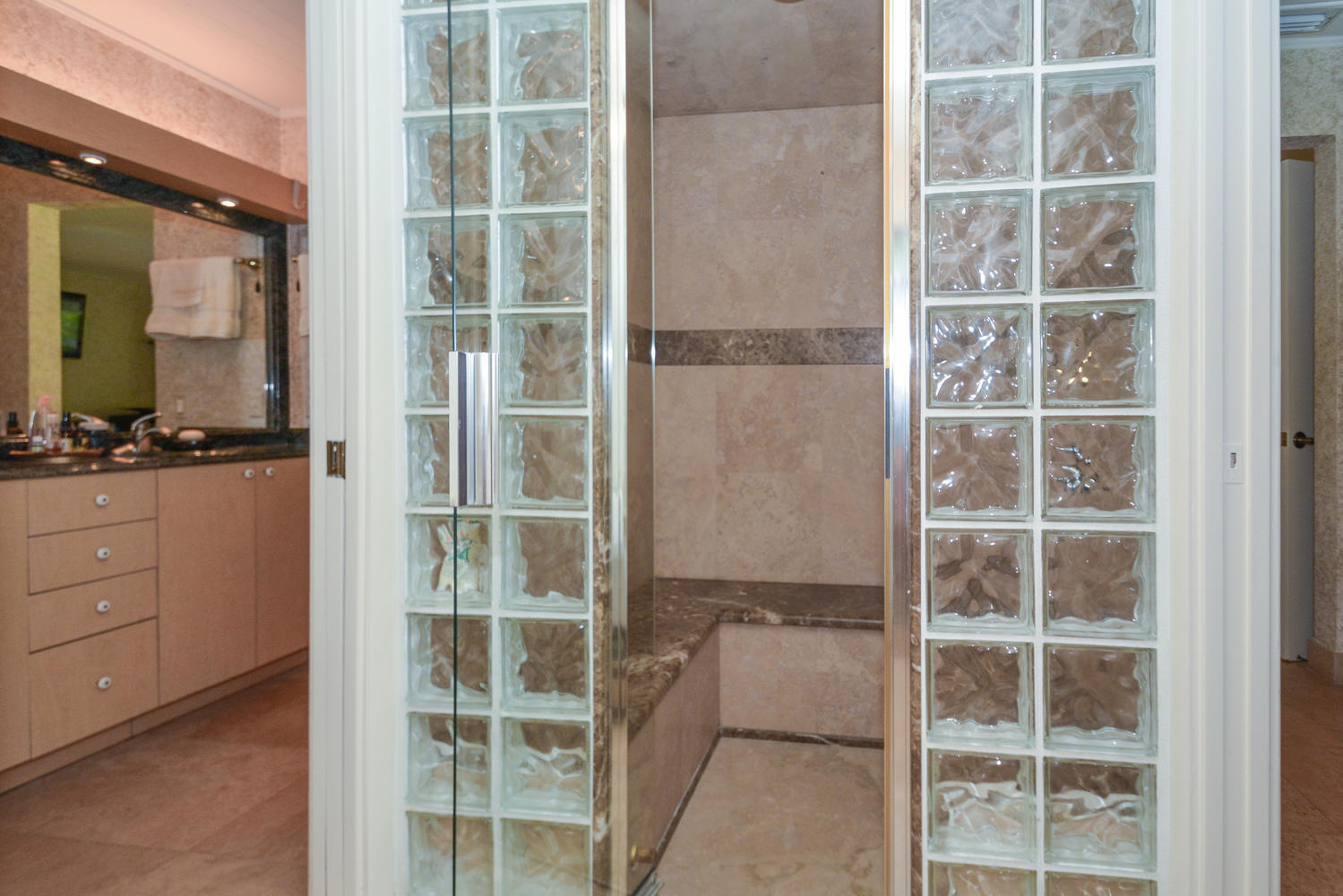 7350 Estrella Court Boca Raton, FL 33433 - Photo 18 of 47 7350 Estrella Ct Boca Raton FL-large-013