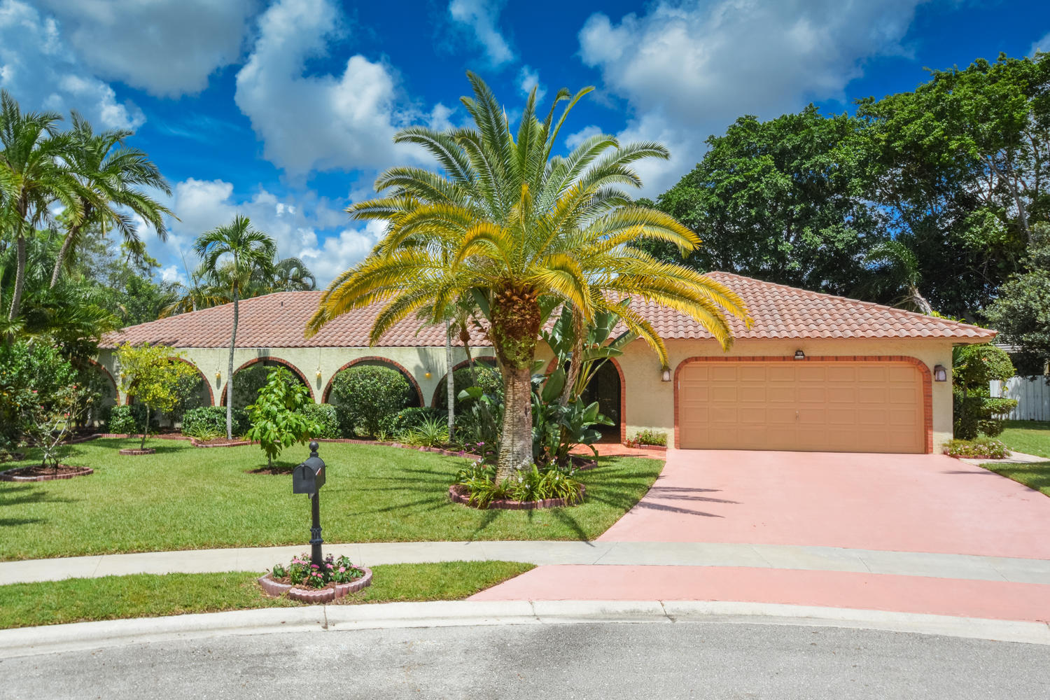7350 Estrella Court Boca Raton, FL 33433 - Photo 9 of 47 7350 Estrella Ct Boca Raton FL-large-001